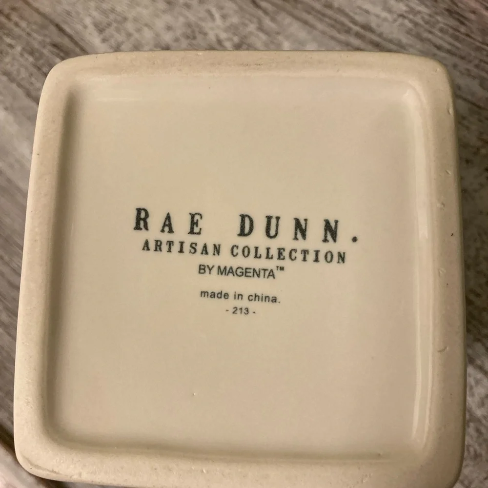 Rae Dunn Ceramic 